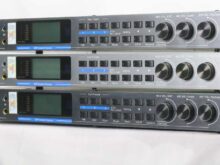 vang-so-Theta-K7-hang-bai